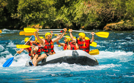 Rafting through the Tara canyon - Discover the adrenaline adventure